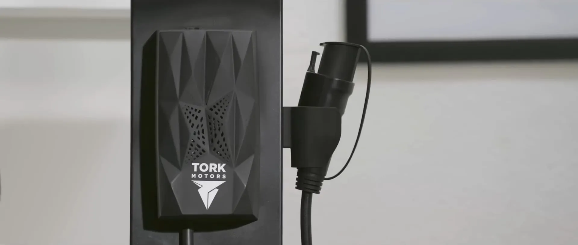 Tork Kratos, still 1